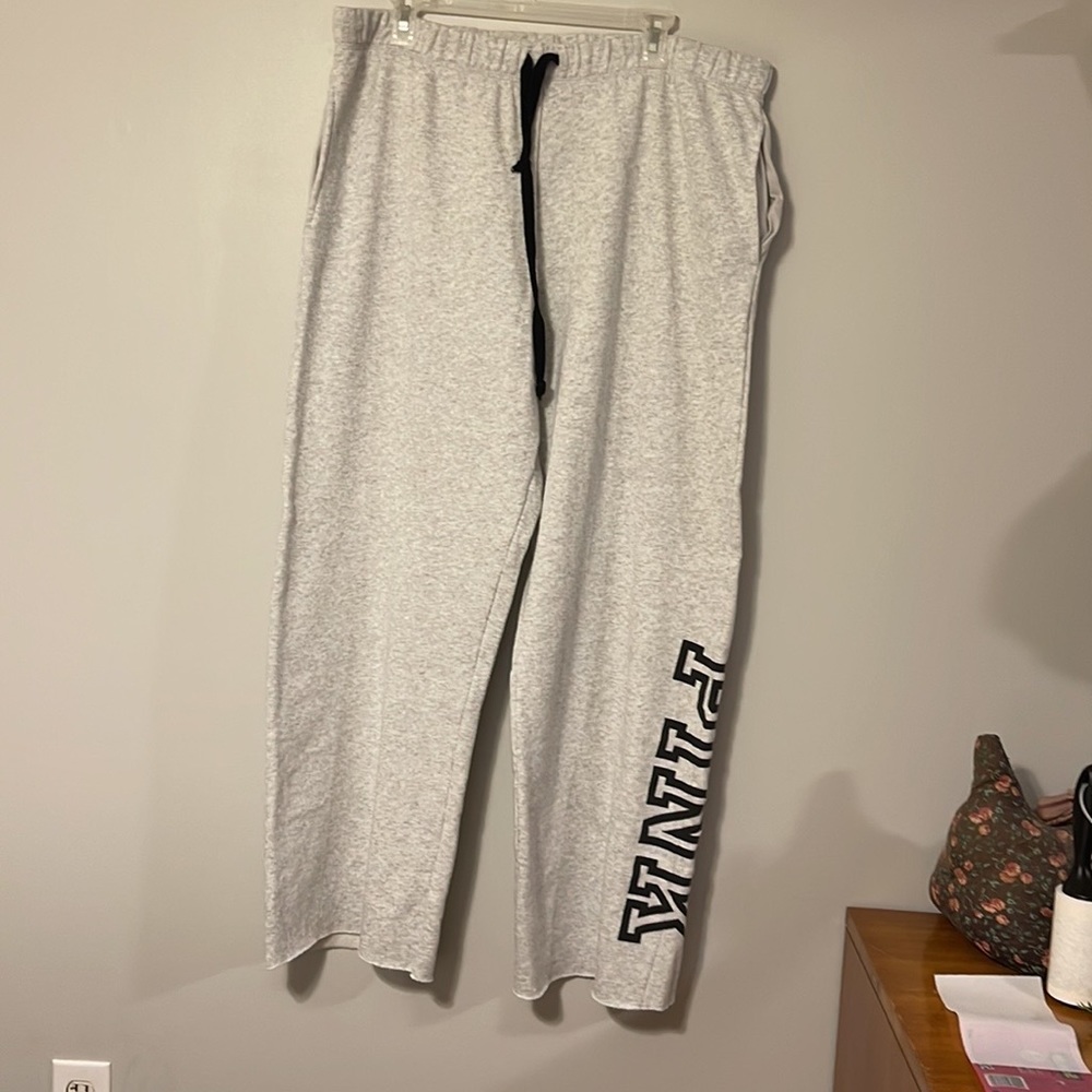 XL PINK sweatpants